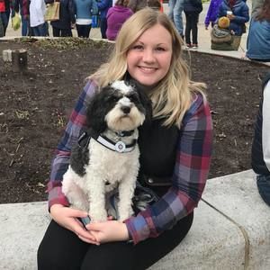 Meet your Posher, Emily